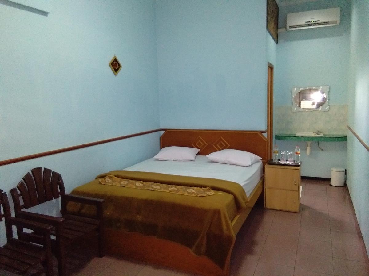 New Merdeka Hotel Jember Luaran gambar